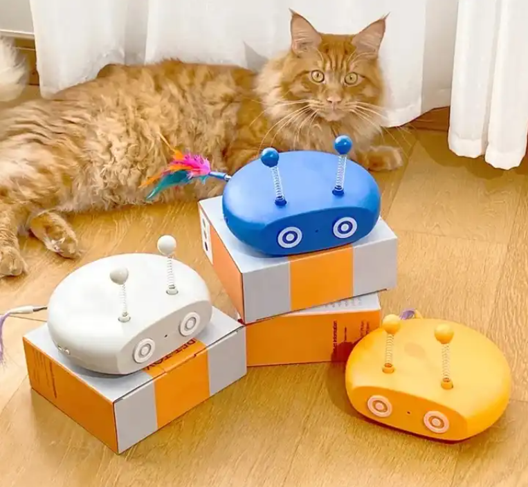 Smart Cat Toys Electric Cat Ball Automatic Rolling Ball Cat Interactive Toys Training Kitten Toys for Indoor Playing